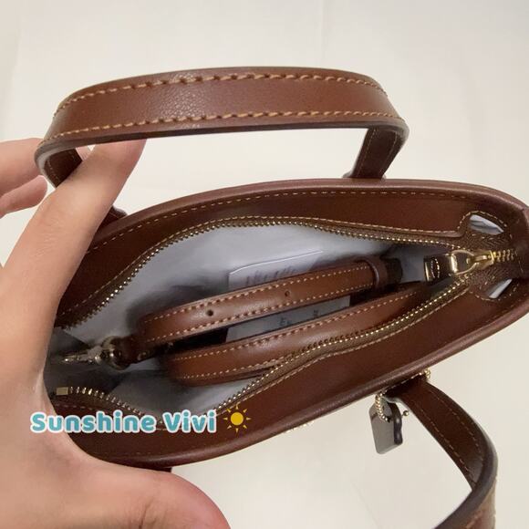 NWT Coach X Peanuts City Mini Tote Bag Signature Canvas With Snoopy Print CBS83 - Picture 4 of 8